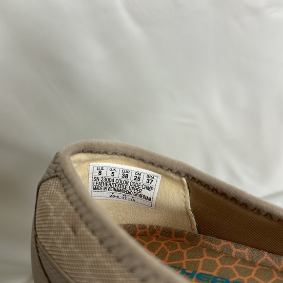 Skechers Relaxed Fit Memory Foam Women’s Size 8 Shoes - Picture 10 of 11
